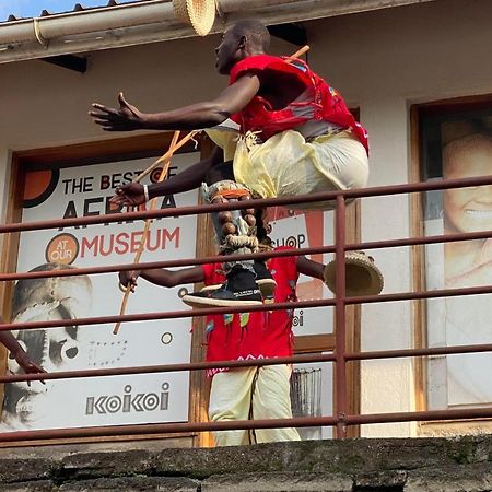 Koi Koi, Fort Portal Kasusu Exteriér fotografie
